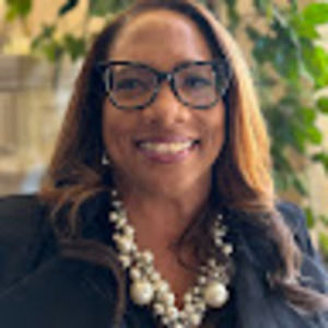 Meet your Posher, Carolyn